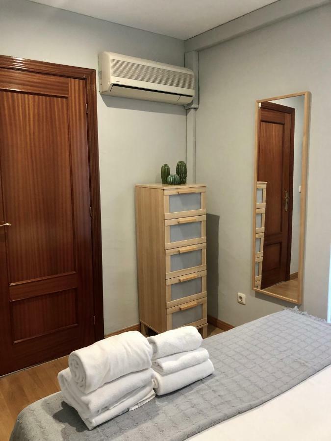 Apartamento San Blas-Antiguo Mercado Central Сарагоса Экстерьер фото